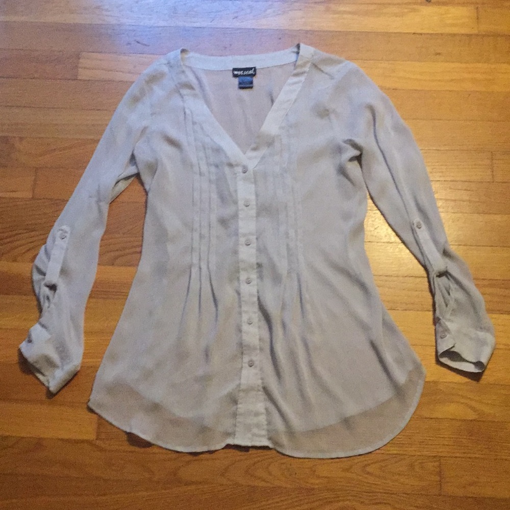3/$15 Wet Seal Sheer Tunic - S
